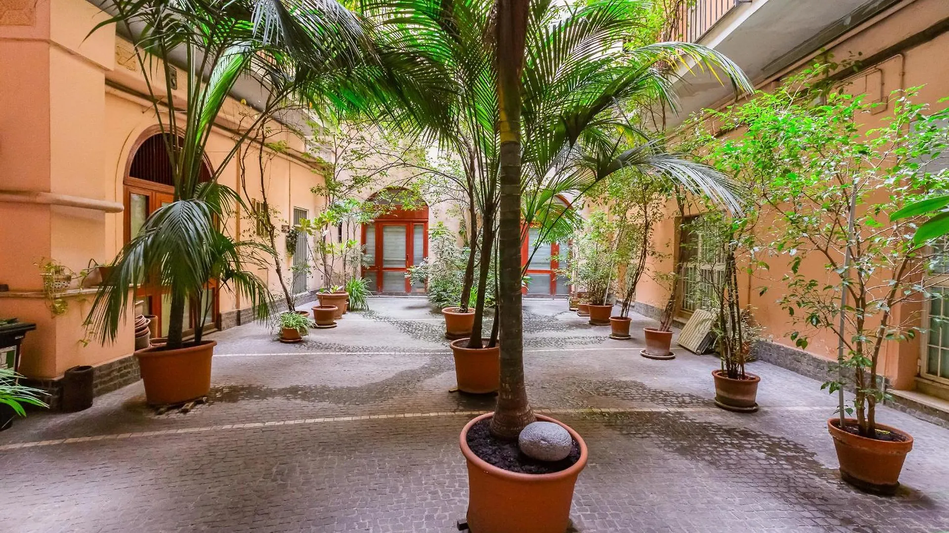 Salotto Trastevere Rome Apartment