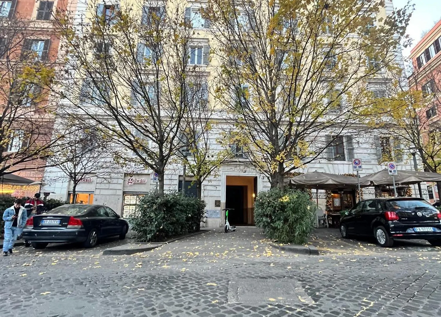 Salotto Trastevere Rome Apartment